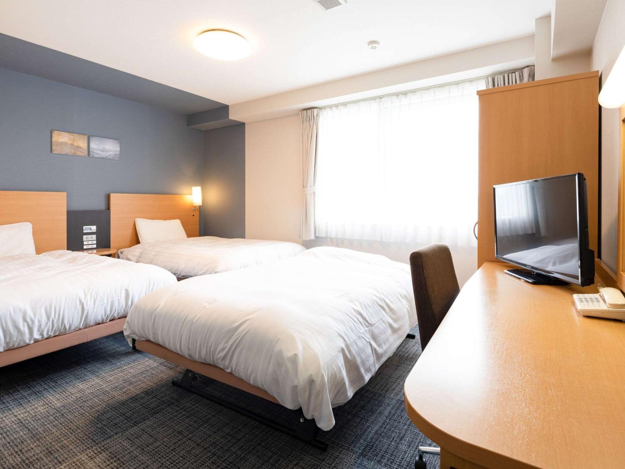 Comfort Hotel Хиконе Екстериор снимка